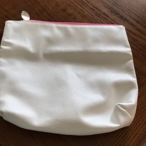 Axe travel bag good for makeup